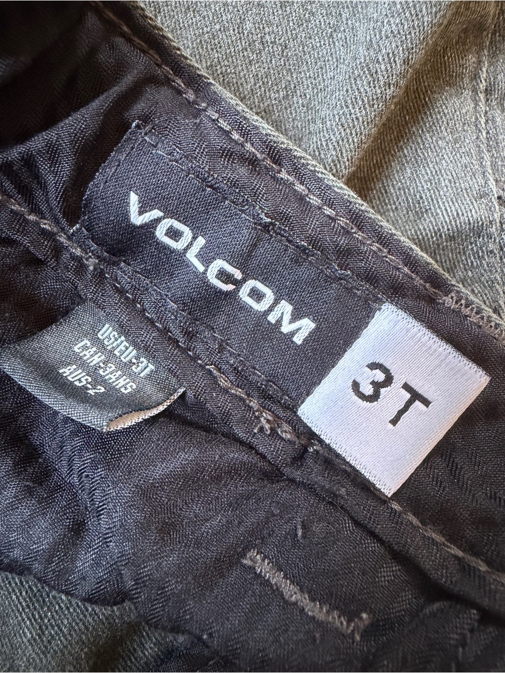 Volcom Toddler Boys Gray Shorts - Picture 3 of 4